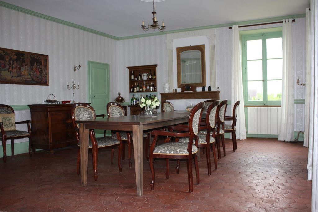 Gîte Donjon Fours  Eksteriør bilde